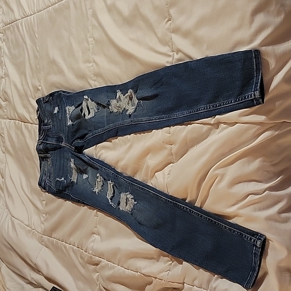 Hollister 00 dark wash distressed jeans